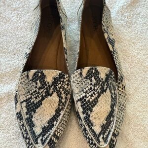 ABOUND Women's Snakeskin Loafers - Black and Cream